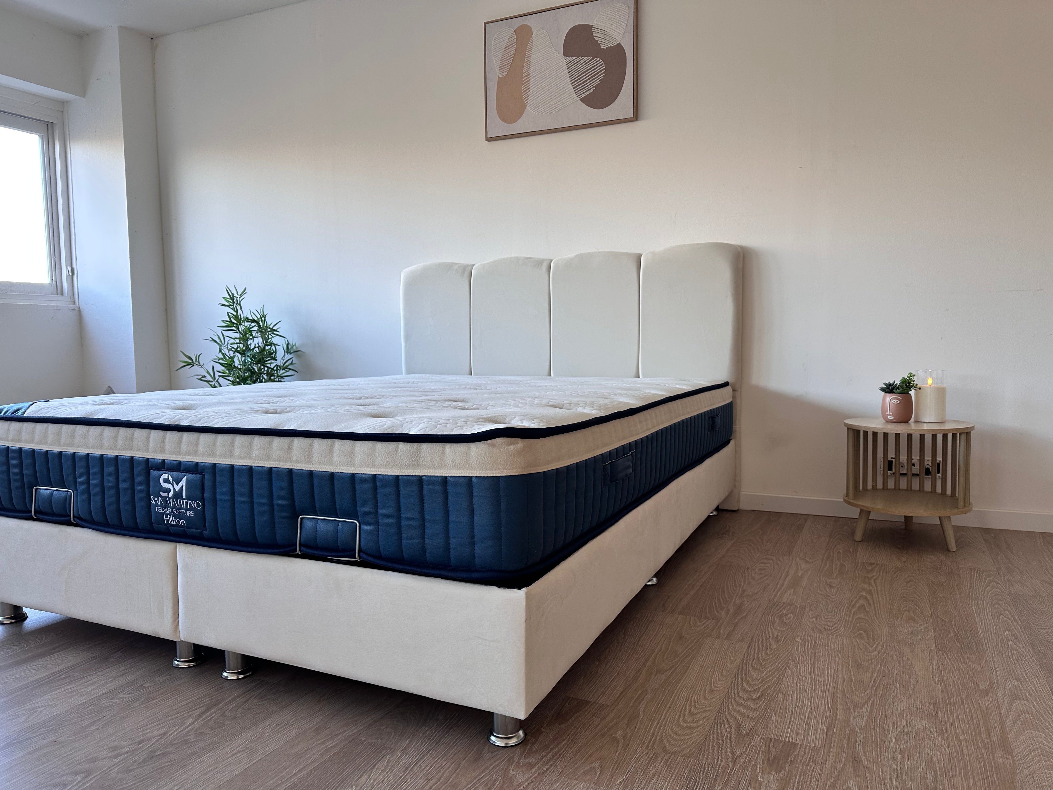 Lit Coffre CELIA Velours Blanc Cassé