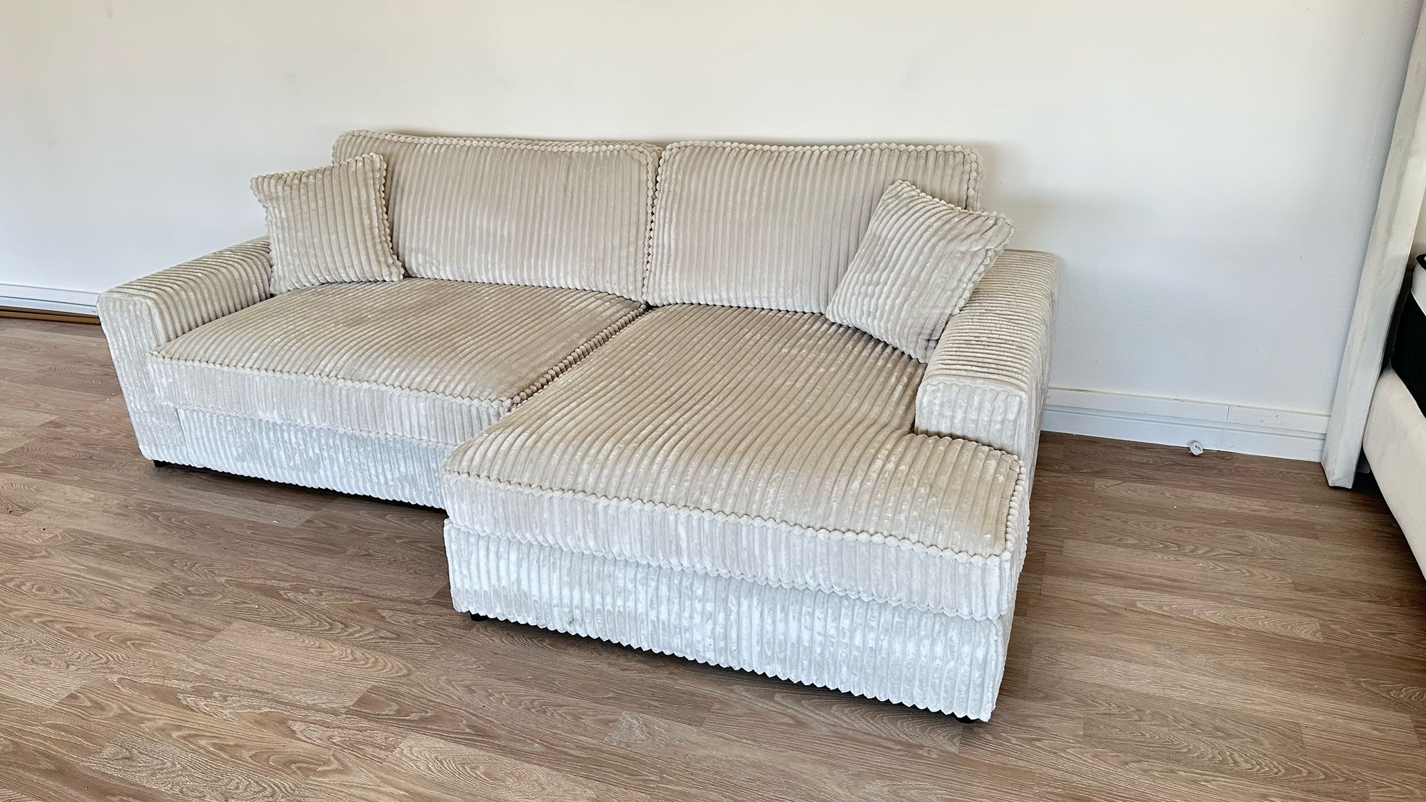 Canapé Mini LEXUS Côtelé Blanc Cassé